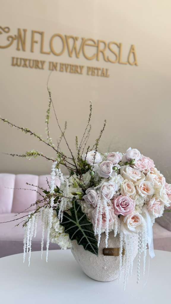 Light pink roses with Ranunculus — view 1