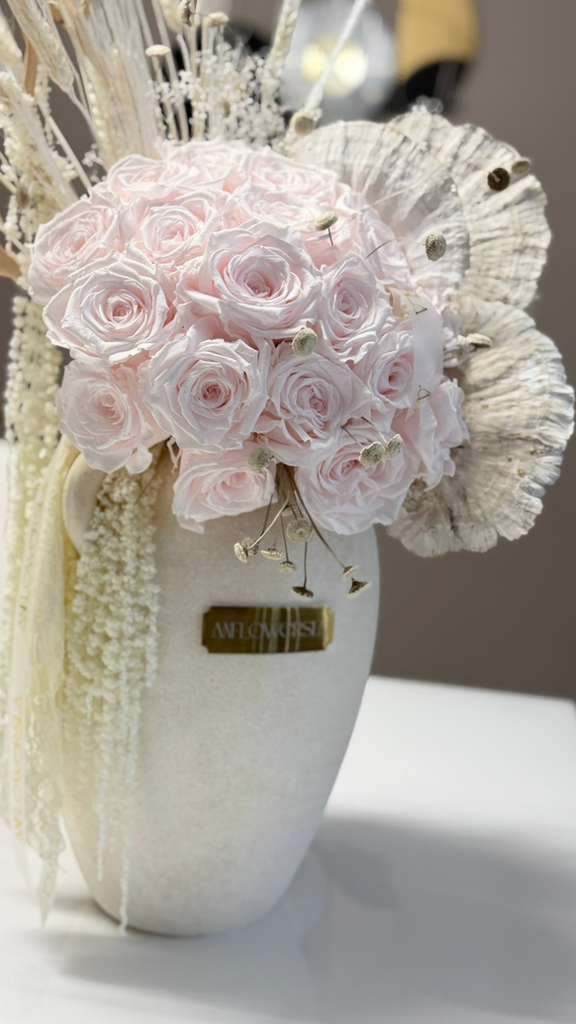 Long-lasting roses (Dried floral arrangement) — view 1